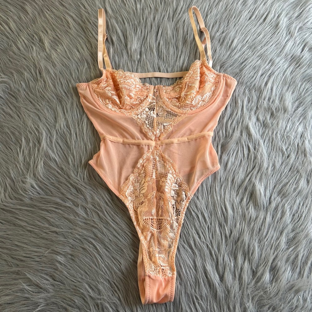 Forever 21 Bodysuit Womens Size Small Orange Floral Lace Sheer Unlined One Piece
